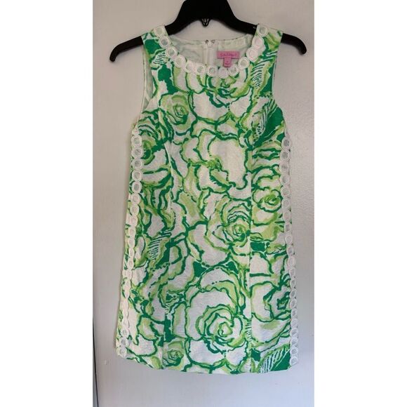 Lilly Pulitzer - Green & White
Textured Dress w/ Crochet Size 4 - Picture 3 of 6